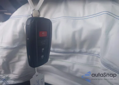 2024 Toyota Rav4 Hybrid Xle from USA, damaged, VIN 4T3RWRFV0RU145383